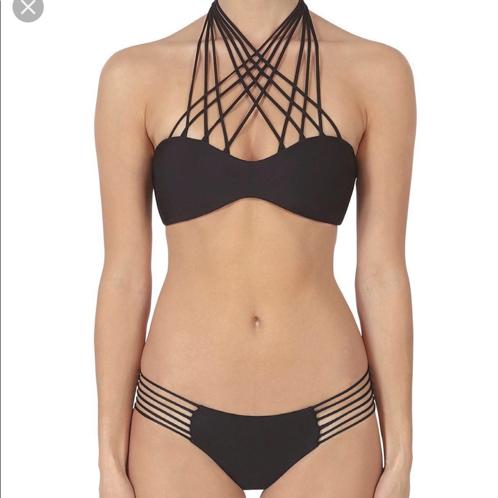 Mikoh Kahala top and Kapalua bottoms